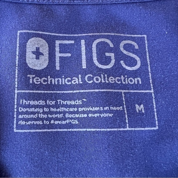 FIGS Casma Three-Pocket Scrub Top Navy Blue Medium GUC - Picture 7 of 9